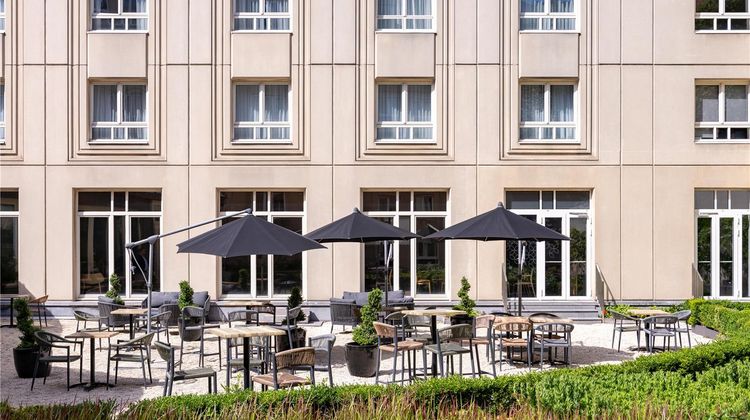 Hilton Garden Inn Brussels City Centre Exterior