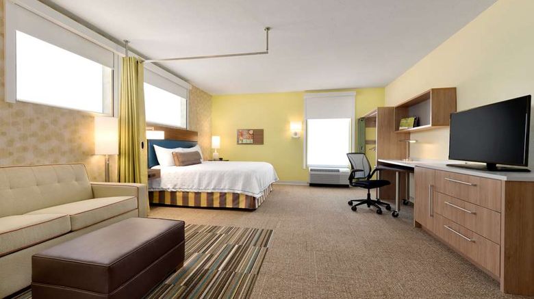 <b>Home2 Suites Cleveland Beachwood Room</b>. Images powered by <a href="https://iceportal.shijigroup.com/" title="IcePortal" target="_blank">IcePortal</a>.