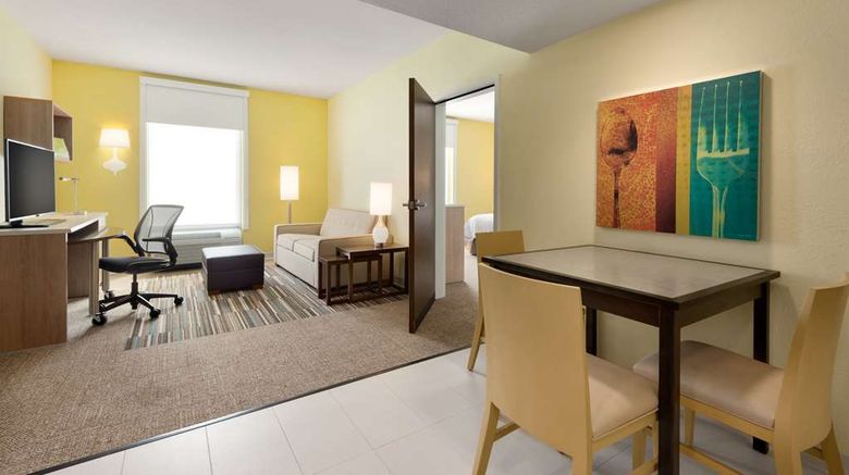 <b>Home2 Suites Cleveland Beachwood Room</b>. Images powered by <a href="https://iceportal.shijigroup.com/" title="IcePortal" target="_blank">IcePortal</a>.