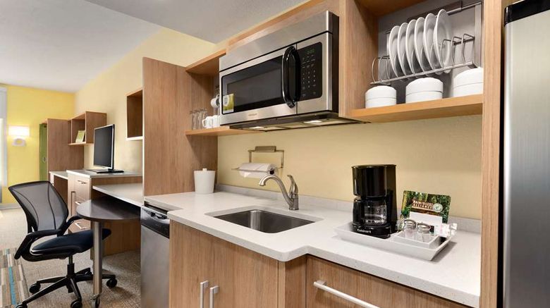 <b>Home2 Suites Cleveland Beachwood Room</b>. Images powered by <a href="https://iceportal.shijigroup.com/" title="IcePortal" target="_blank">IcePortal</a>.