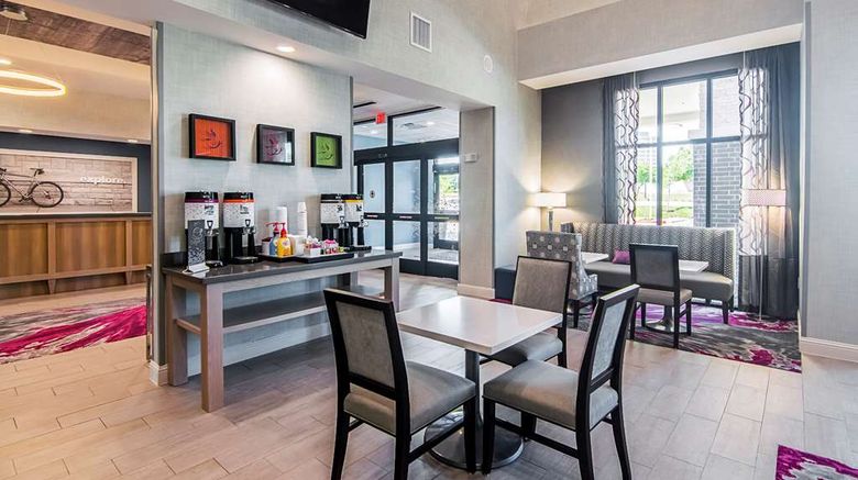 <b>Hampton Inn & Suites Dallas/Richardson Restaurant</b>. Images powered by <a href="https://iceportal.shijigroup.com/" title="IcePortal" target="_blank">IcePortal</a>.