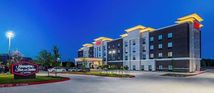 Hampton Inn & Suites Dallas/Richardson Exterior