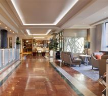 Hilton Garden Inn Dublin City Centre Lobby