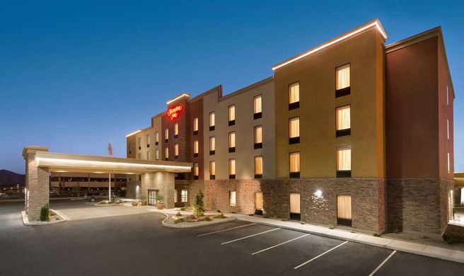 Hampton Inn Elko Exterior