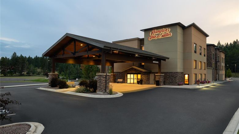 <b>Hampton Inn & Suites Whitefish Exterior</b>. Images powered by <a href="https://iceportal.shijigroup.com/" title="IcePortal" target="_blank">IcePortal</a>.