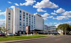 DoubleTree by Hilton Hotel Niagara Falls