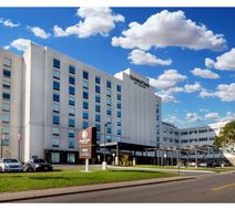 DoubleTree by Hilton Hotel Niagara Falls Exterior