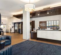 Hampton Inn & Stes Los Angeles-Glendale Lobby