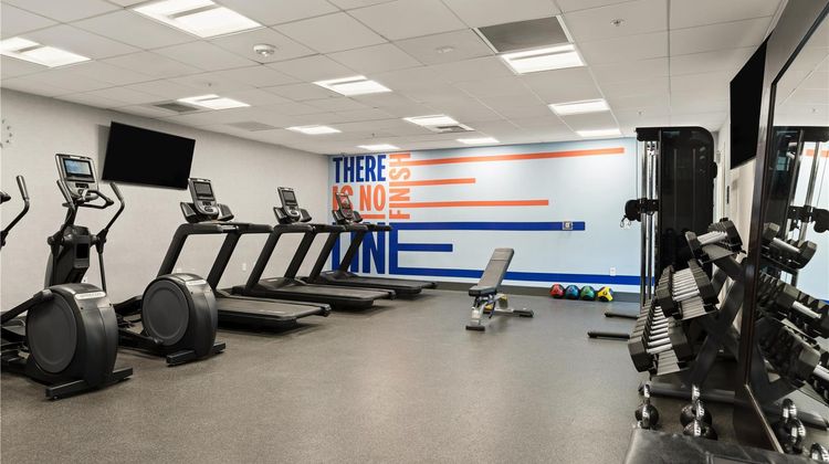 Hampton Inn & Stes Los Angeles-Glendale Health