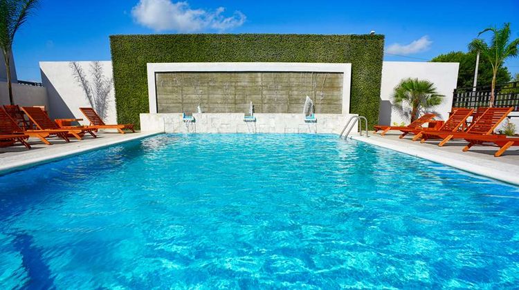 Hampton Inn by Hilton Piedras Negras Pool