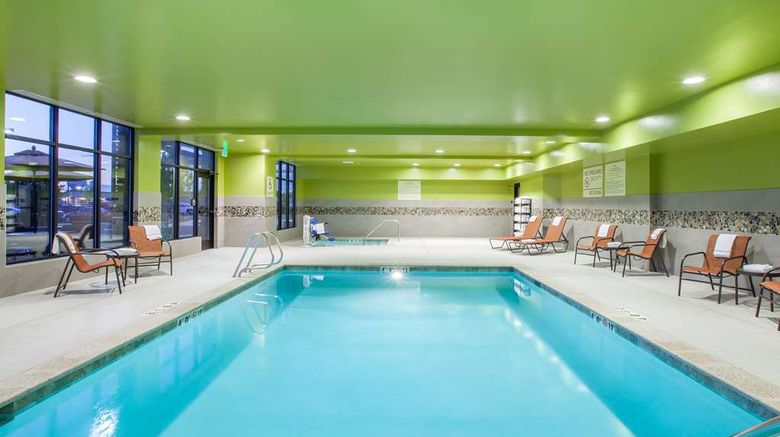 <b>Hampton Inn & Suites Pasco/Tri-Cities Pool</b>. Images powered by <a href="https://iceportal.shijigroup.com/" title="IcePortal" target="_blank">IcePortal</a>.