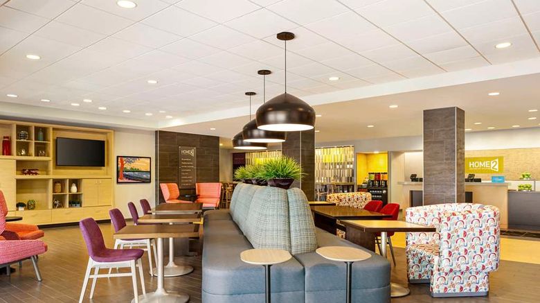 <b>Home2 Suites by Hilton York Lobby</b>. Images powered by <a href="https://iceportal.shijigroup.com/" title="IcePortal" target="_blank">IcePortal</a>.