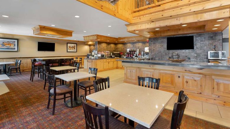 <b>Best Western Plus Olympic Inn Restaurant</b>. Images powered by <a href="https://iceportal.shijigroup.com/" title="IcePortal" target="_blank">IcePortal</a>.
