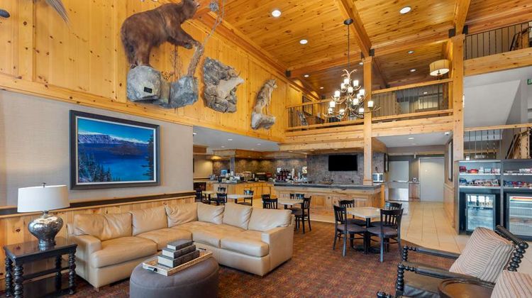 Best Western Plus Olympic Inn Lobby