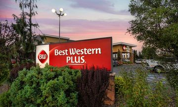Best Western Plus Olympic Inn