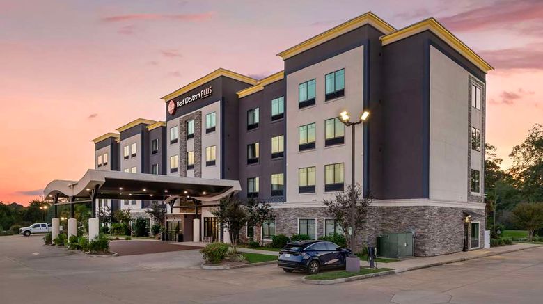 <b>Best Western Plus Ruston Hotel Lobby</b>. Images powered by <a href="https://iceportal.shijigroup.com/" title="IcePortal" target="_blank">IcePortal</a>.