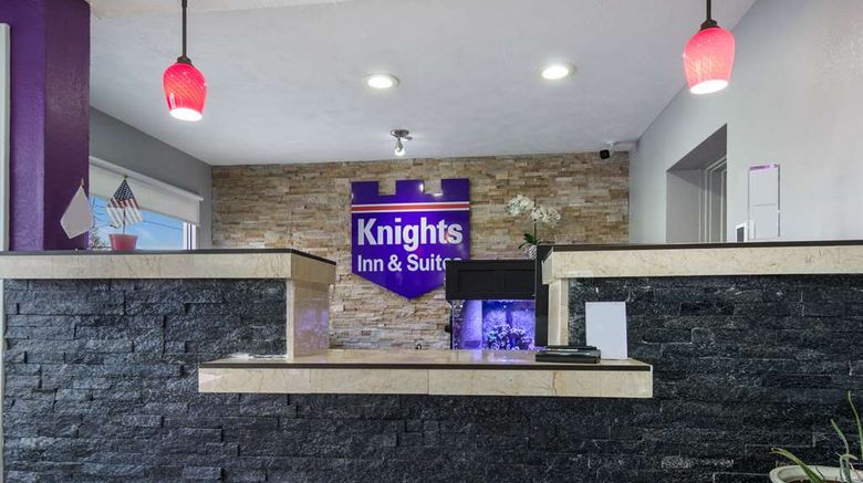 <b>Knights Inn & Suites Salem Lobby</b>. Images powered by <a href="https://iceportal.shijigroup.com/" title="IcePortal" target="_blank">IcePortal</a>.