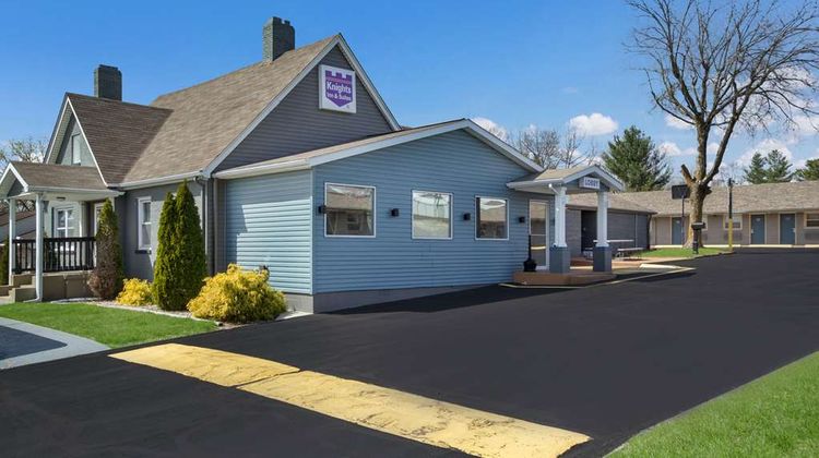 Knights Inn & Suites Salem Exterior