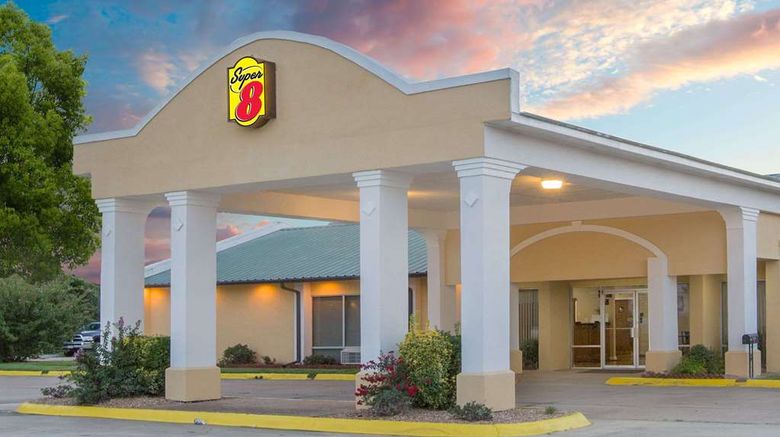 <b>Super 8 Brinkley Exterior</b>. Images powered by <a href="https://iceportal.shijigroup.com/" title="IcePortal" target="_blank">IcePortal</a>.