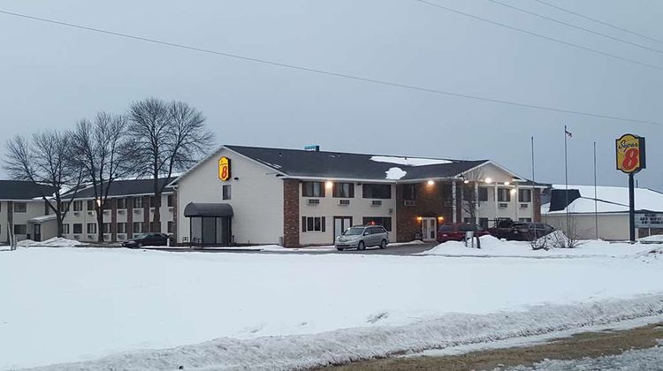 Super 8 Plover Stevens Point Exterior