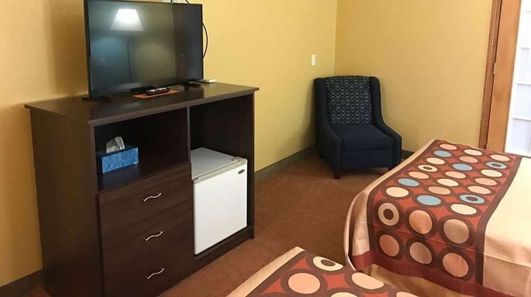 Super 8 Plover Stevens Point Room