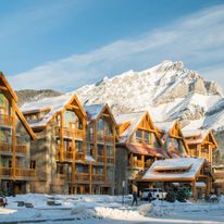 Moose Hotel & Suites