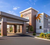 La Quinta Inn & Suites Grand Canyon Area Exterior