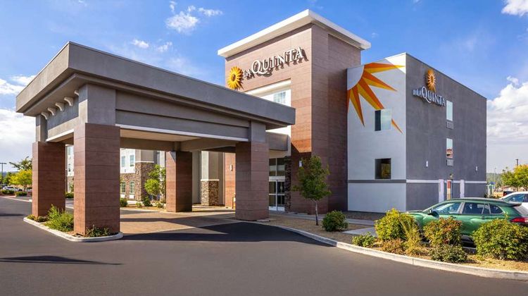 La Quinta Inn & Suites Grand Canyon Area Exterior