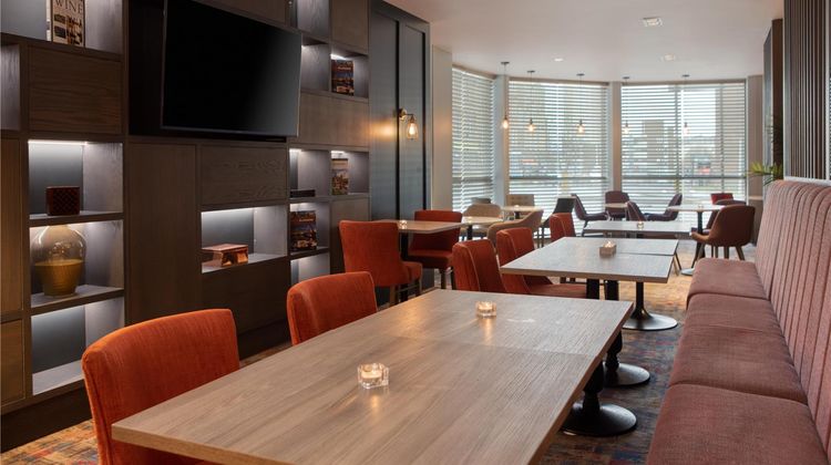 DoubleTree by Hilton Glasgow Central Room