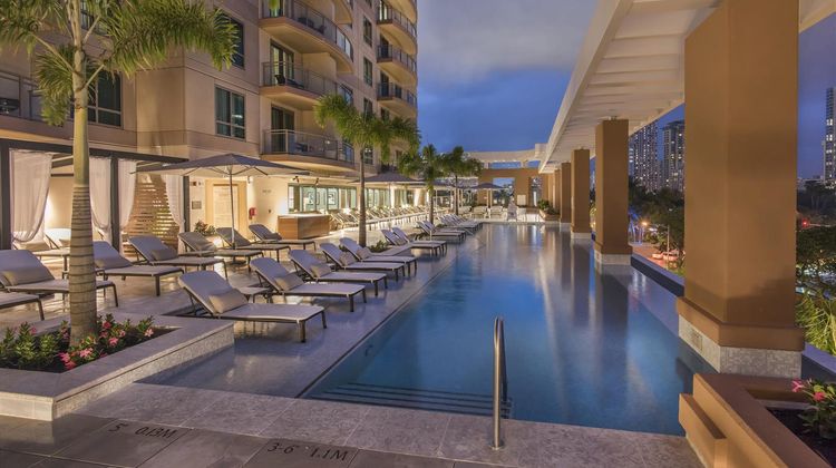 Hilton Grand Vacations Grand Islander Pool