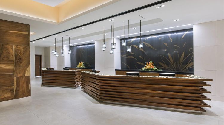 Hilton Grand Vacations Grand Islander Lobby