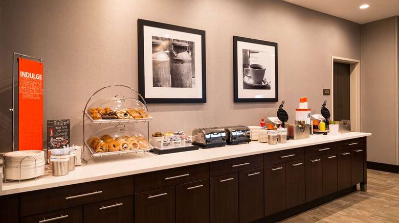 <b>Hampton Inn & Suites Olympia Lacey Restaurant</b>. Images powered by <a href="https://iceportal.shijigroup.com/" title="IcePortal" target="_blank">IcePortal</a>.