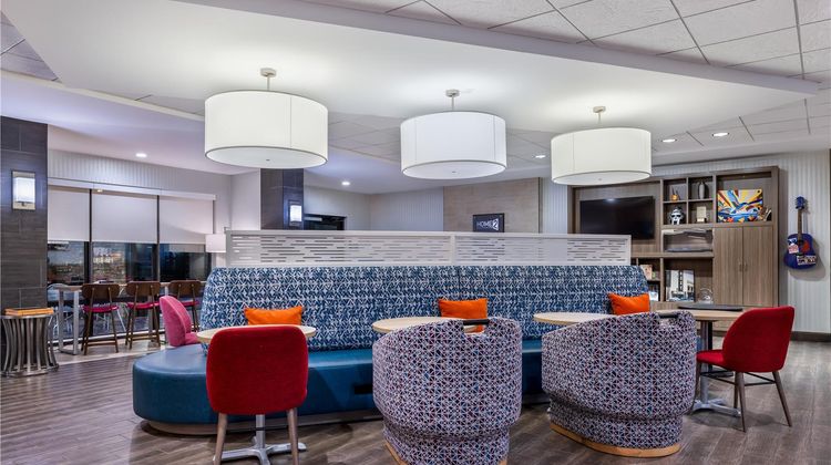 Home2 Suites by Hilton Muskogee Lobby
