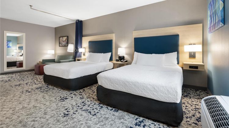 Home2 Suites by Hilton Muskogee Room
