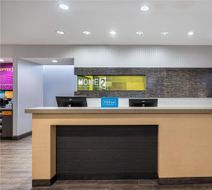 Home2 Suites by Hilton Muskogee Lobby
