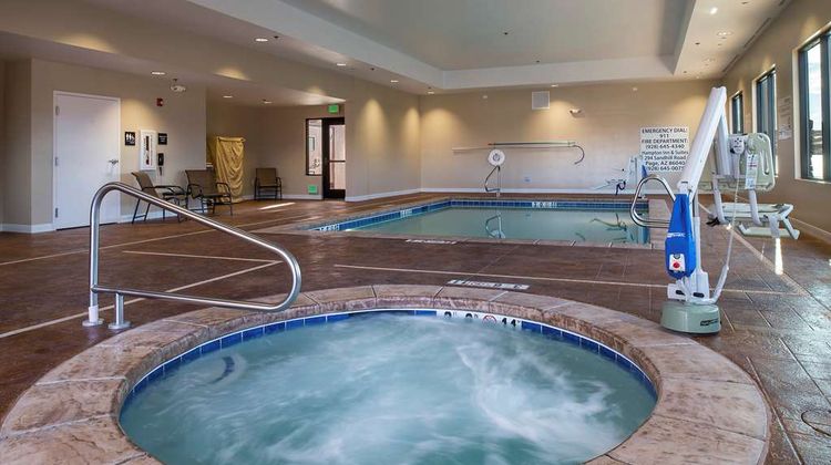 Hampton Inn & Suites Page - Lake Powell Pool