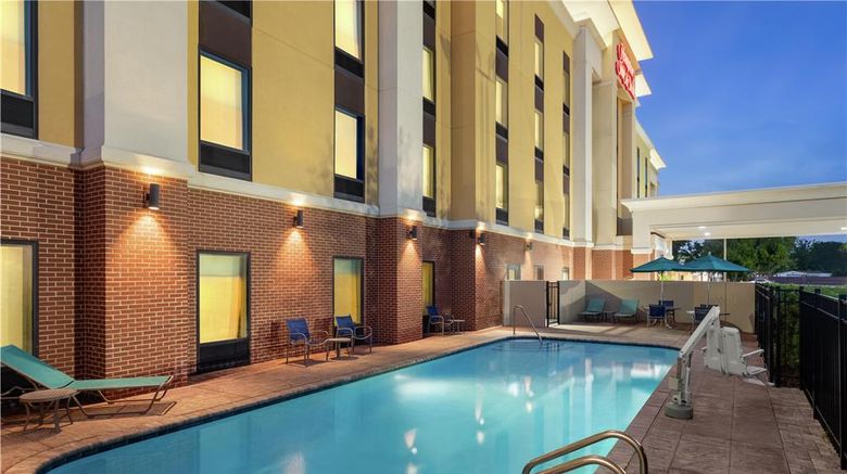 <b>Hampton Inn & Suites Tampa Busch Gardens Pool</b>. Images powered by <a href="https://iceportal.shijigroup.com/" title="IcePortal" target="_blank">IcePortal</a>.