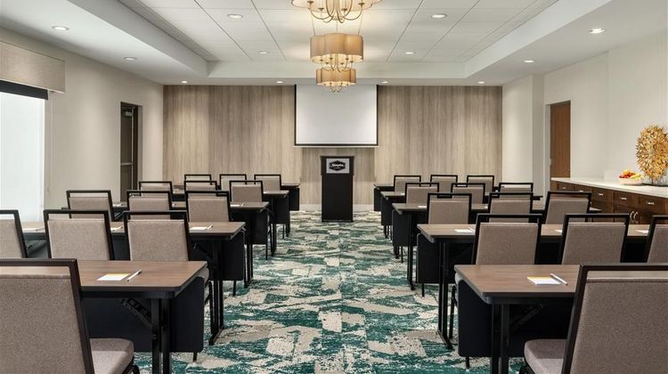 Hampton Inn & Suites Tampa Busch Gardens Meeting