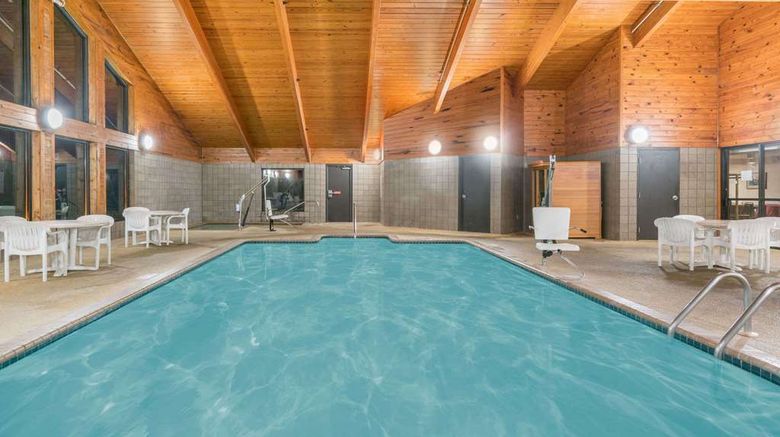 <b>Baymont Inn & Suites Kasson/Rochester Pool</b>. Images powered by <a href="https://iceportal.shijigroup.com/" title="IcePortal" target="_blank">IcePortal</a>.