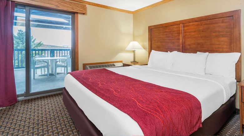 <b>Baymont Inn & Suites Kasson/Rochester Room</b>. Images powered by <a href="https://iceportal.shijigroup.com/" title="IcePortal" target="_blank">IcePortal</a>.