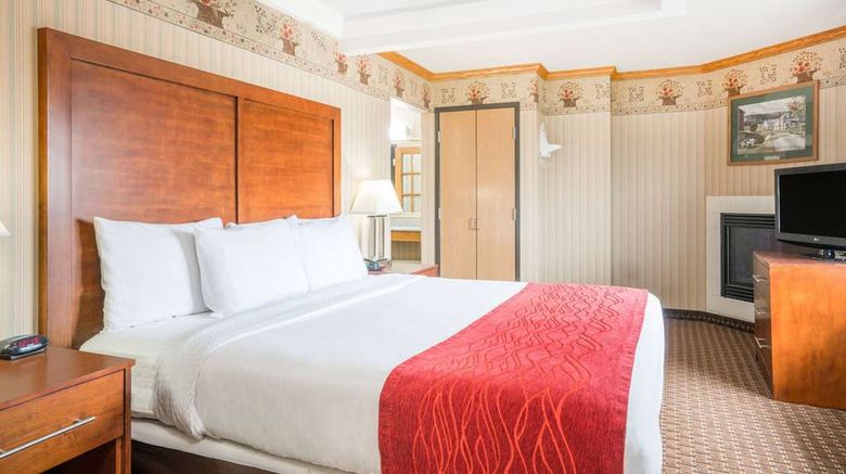 <b>Baymont Inn & Suites Kasson/Rochester Room</b>. Images powered by <a href="https://iceportal.shijigroup.com/" title="IcePortal" target="_blank">IcePortal</a>.