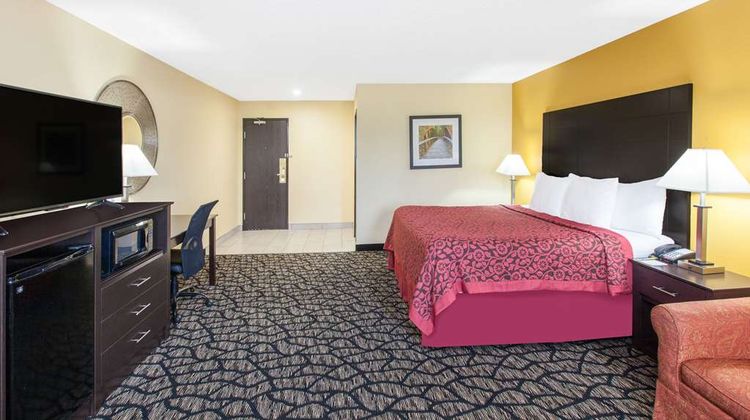 Days Inn Miami Suite