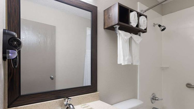 Days Inn Miami Room