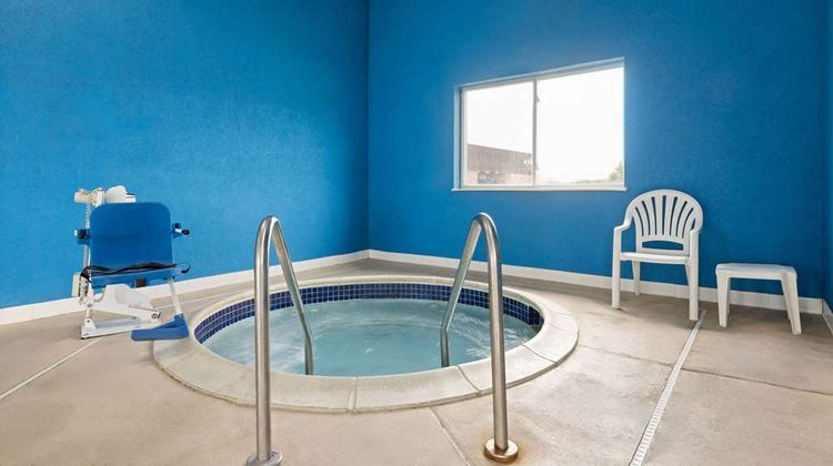 Days Inn Miami Pool