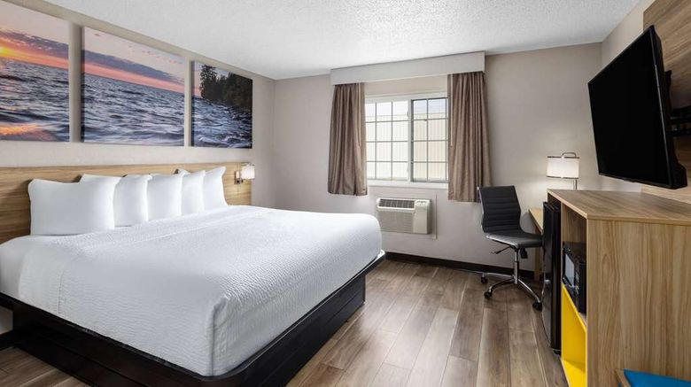 <b>Days Inn Miami Room</b>. Images powered by <a href="https://iceportal.shijigroup.com/" title="IcePortal" target="_blank">IcePortal</a>.