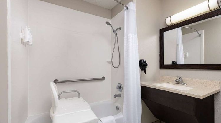 Days Inn Miami Room