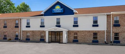 Days Inn & Suites Sellersburg Exterior