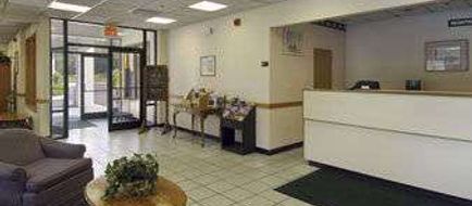 Knights Inn Liberty Lobby