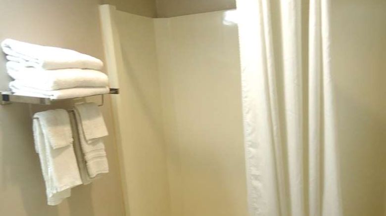 <b>Knights Inn Paxinos Danville Room</b>. Images powered by <a href="https://iceportal.shijigroup.com/" title="IcePortal" target="_blank">IcePortal</a>.