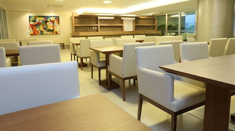 Ramada by Wydham Macae Hotel & Suites Restaurant